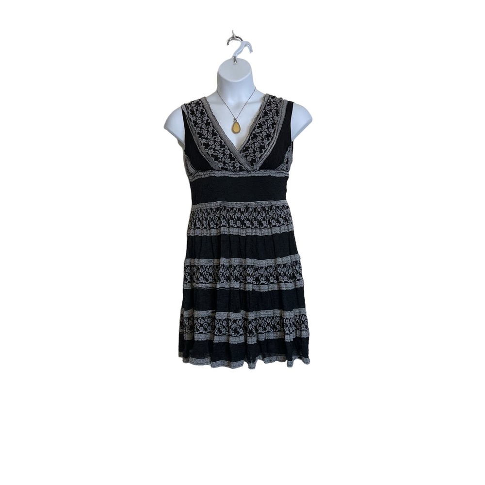 Max Studio Black Mid-Length Floral Lace Ruffle Cocktail Dress MEDIUM